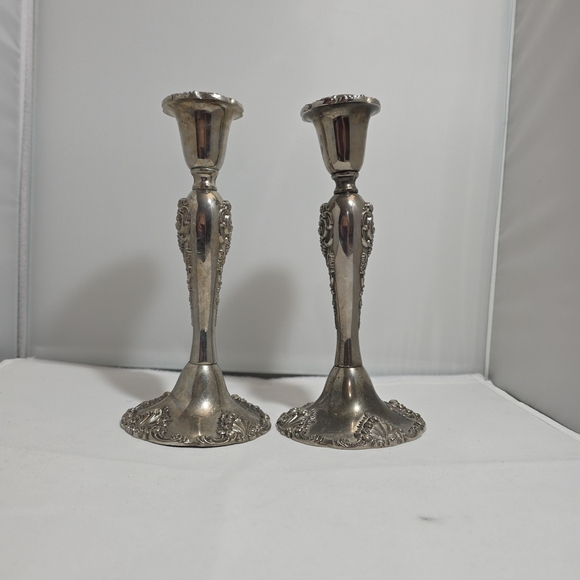 Pair Godinger Antique Baroque Silver Plate Candlesticks Grape Design 8.5”(ZZ) - Picture 1 of 11